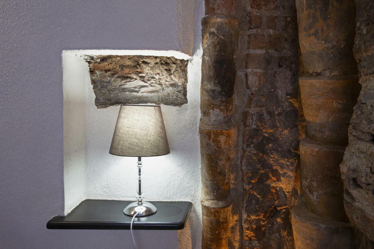 Wood And Stone Apartment In The Historical Center Genova Exterior foto