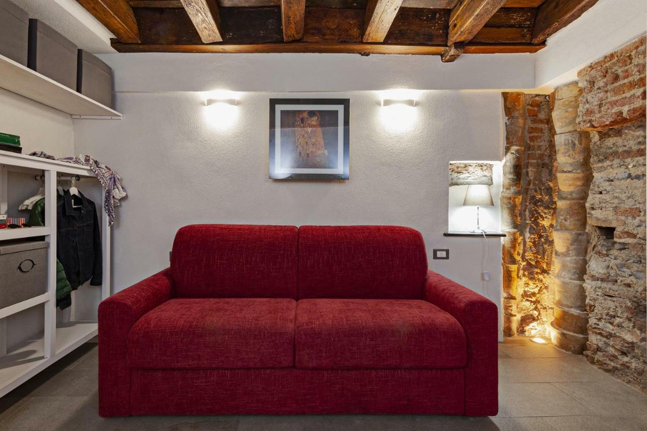 Wood And Stone Apartment In The Historical Center Genova Exterior foto